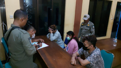 Petugas Gabungan Amankan Puluhan PSK di Situbondo yang Menyaru sebagai Pelayan Warung