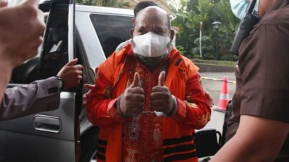 KPK Periksa Sembilan Saksi Terkait Kasus Suap dan Gratifikasi Lukas Enembe