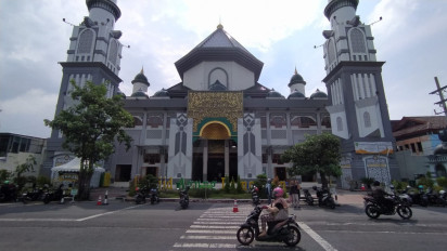 Masjid Agung Lamongan, Masjid Tertua sejak Tahun 1908 di Tengah Kota Lamongan