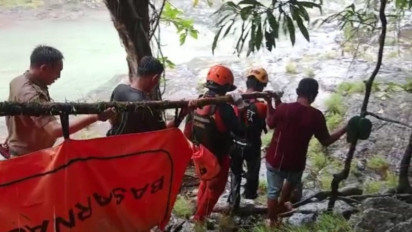 Ibu Hamil yang Terseret Arus Sungai Tompobulu Akhirnya Ditemukan Dalam Kondisi Meninggal Dunia