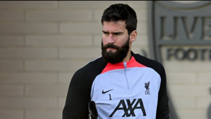 Juventus Incar Alisson Becker, Liverpool Siap Lepas? Arne Slot Disebut Mulai Rombak Besar Skuad Usai Musim Mengecewakan