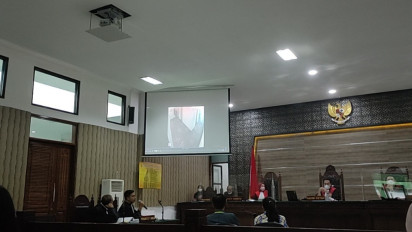 JPU Tunjukan Rekaman CCTV Hotel dalam Sidang KDRT Ferry Irawan