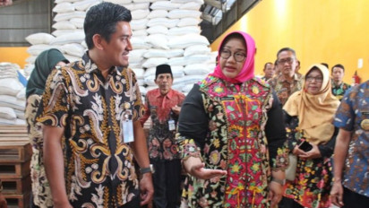 Jelang Lebaran 2023, Bulog Surakarta Salurkan Bantuan Pangan kepada 72.666 KPM di Sragen