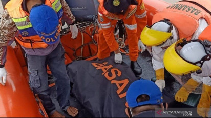 Tim SAR Temukan Korban Kecelakaan Kapal di Perairan Selat Padang Bengkalis