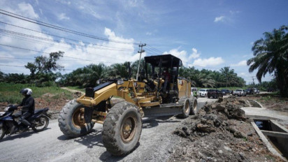 Dukung Kelancaran Arus Mudik, Pemprov Riau Kebut Pelebaran Ruas Jalan Kampar - Rokan Hulu
