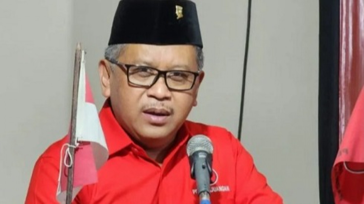 Kena OTT KPK, Hasto Bantah Bupati Meranti Kader PDIP
            - galeri foto