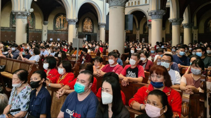 Ribuan Umat Kristiani Hadiri Ibadah Jumat Agung di Katedral Jakarta