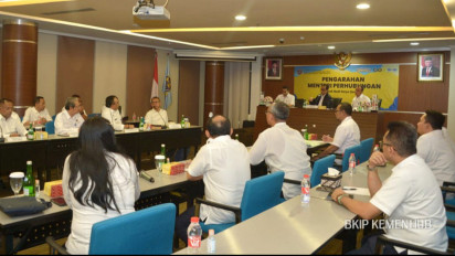 Jelang Arus Mudik 2023, Menteri Perhubungan Budi Karya Cek Kesiapan Sarana dan Prasarana Transportasi di Jawa Timur