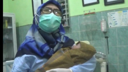 Diduga Hasil Hubungan Gelap, Seorang Bayi Baru Lahir di Bangkalan, Dibuang Orang Tuanya di Bak Mobil Pick Up