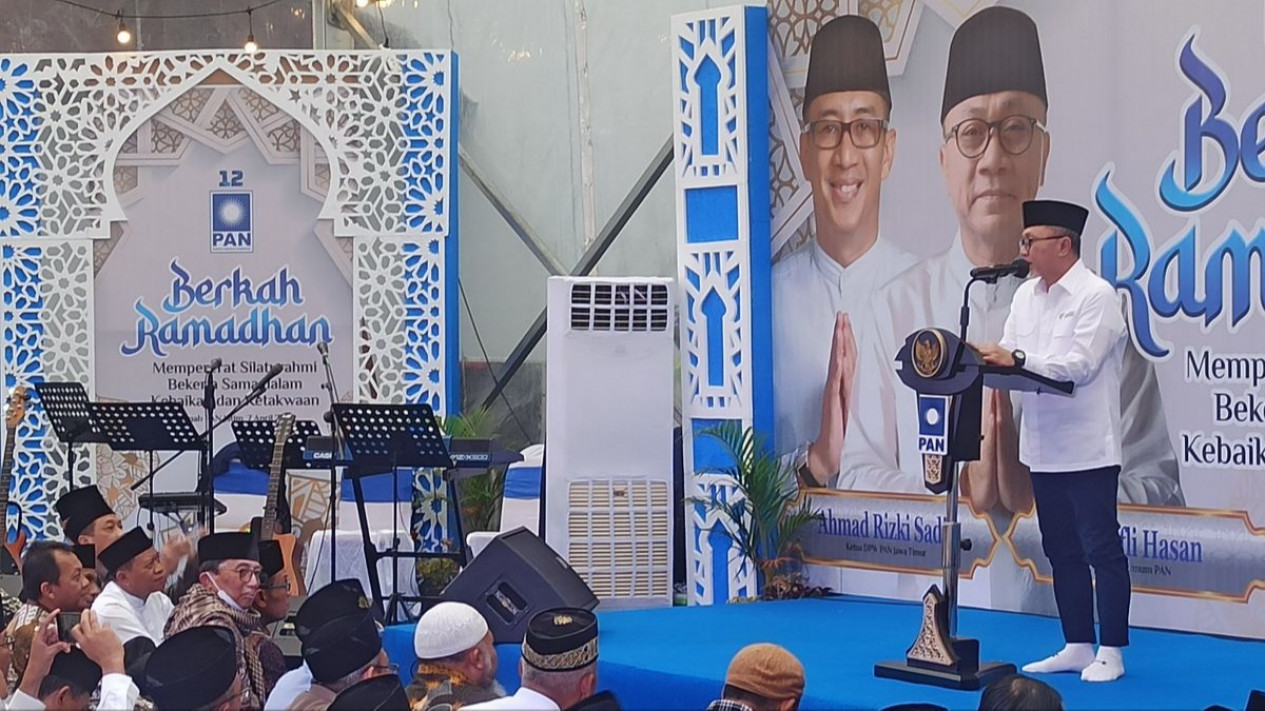 Ketua Umum PAN Minta Kader Terbaik Muhammadiyah Perkuat Kemengan PAN
            - galeri foto