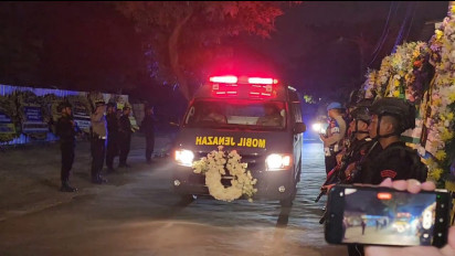Jenazah Widi Astutik Istri Wakapolri Komjen Gatot Eddy Pramono Sudah Tiba di Rumah Duka Sabtu Dini Hari
