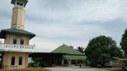 Masjid Raya Badiuzzaman Dibangun Raja Sunggal Dengan Berbahan Putih Telur