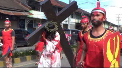 Paroki Sidikalang Setiap Tahun Rutin Laksanakan Jalan Salib, Untuk Mengenang Perjalanan Yesus Menembus Dosa Manusia