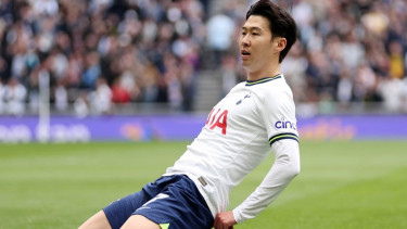 Son Heung-min Jadi Pemain Asia Pertama yang Catat 100 Gol di Liga Inggris, Lebih Baik dari Legenda MU?