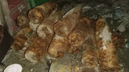 Brimob Polda Babel Evakuasi Mortir Sisa Perang Dunia II