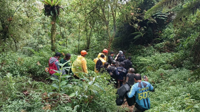 Sembahyang Di Gunung Abang, Seorang Warga Pecatu, Kuta, Bali, Meninggal Dunia