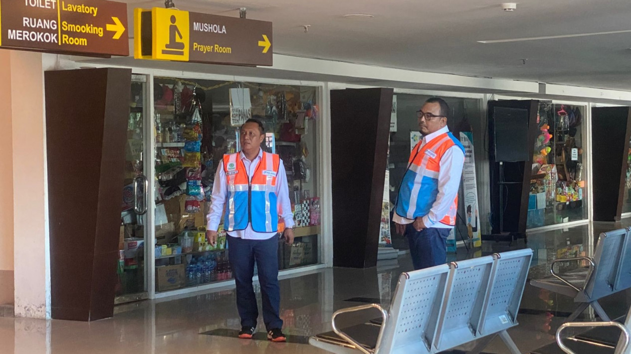 Mudik Lebaran 2023, Pelabuhan Tanjung Emas Semarang Prediksi Terjadi Lonjakan Penumpang
            - galeri foto