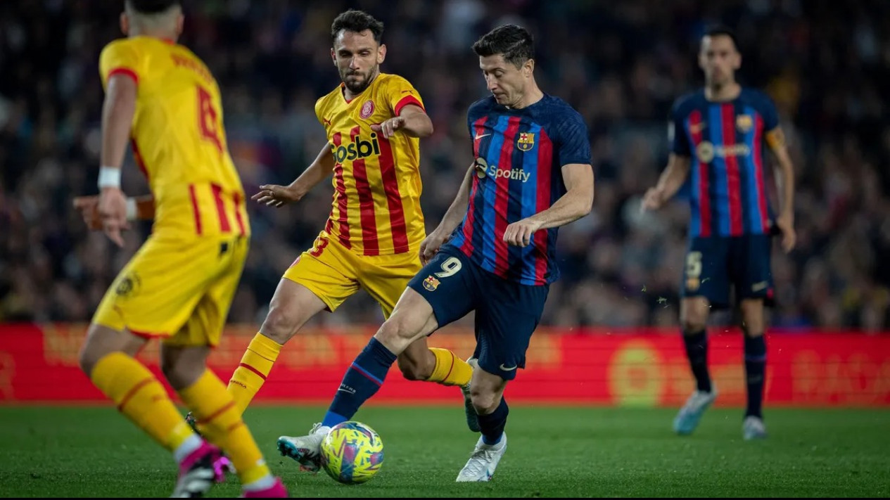 Hasil Liga Spanyol: Barcelona Ditahan Imbang Girona 0-0
            - galeri foto