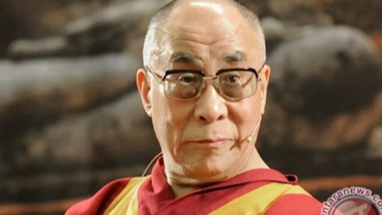 Video Dalai Lama Cium Anak Laki-Laki Viral di Media Sosial, Langsung Minta Maaf Usai Dihujat
            - galeri foto