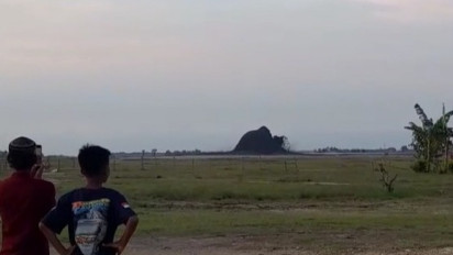 Oro-Oro Kesongo di Blora Kembali Keluarkan Semburan Lumpur Panas Setinggi 30 Meter