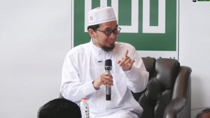 Pernah Maksiat Lalu Taubat, Maksiat Lagi, Apa Bisa Diampuni Allah? Ini Jawaban Ustaz Adi Hidayat