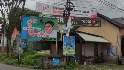 Sahabat Anas Urbaningrum Sterilisasi Baliho "Selamat Datang" Jelang Kedatangannya di Blitar