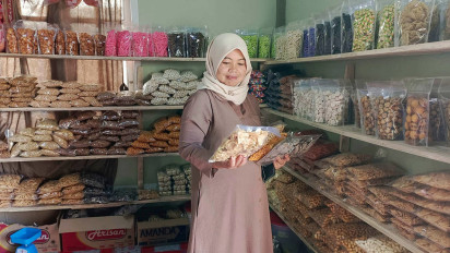 Jelang Lebaran, Pedagang Kue Kering dan Hampers Banjir Pesanan