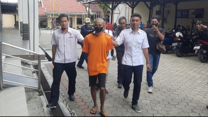 Digerebek saat Sedang Hubungan Intim, Wanita Hamil 8 Bulan Dijual Temannya Untuk Melakukan Seks Threesome