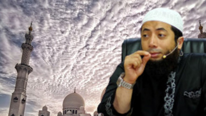 Jumat Adalah Hari Paling Agung Bagi Allah SWT, Bahkan Ustaz Khalid Basalamah Sebut Lebih Agung dari Idul Fitri dan Idul Adha