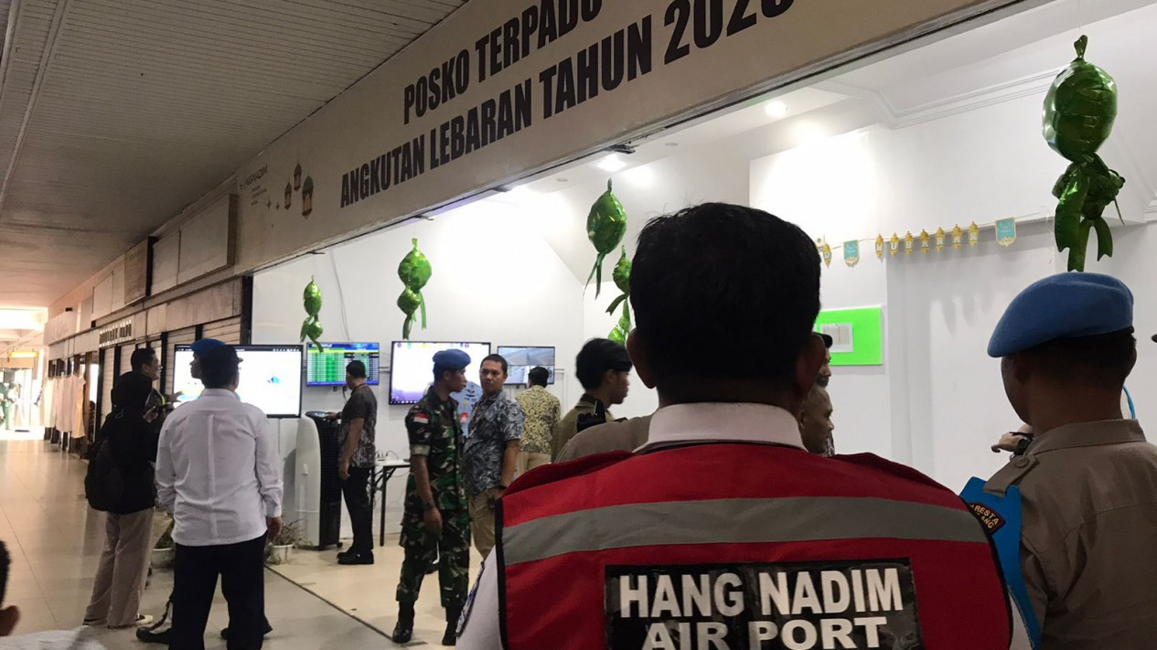 Bandara Hang Nadim Bentuk Posko Angkutan Lebaran Beri Kenyaman Pemudik
            - galeri foto