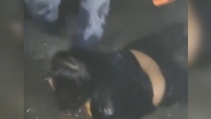 Viral Wanita Pemandu Karaoke di Pesisir Selatan Ditelanjangi dan Diceburkan ke Laut, Korban Sempat Memohon: Tolong Bang Saya Enggak Berbuat Apa-apa