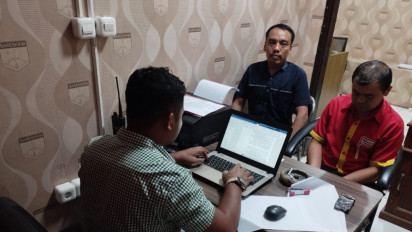 Polisi Grebek Rumah Produksi Petasan di Blitar, Amankan Tiga Pelaku dan Puluhan Kg Bubuk MIsiu