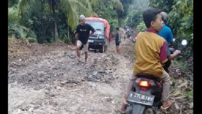 Ramai-Ramai Nitizen Unggah Jalanan Rusak di Lampung, Usai Tiktoker Bima Yudho Satrio Viral Mengkritik Infrastruktur, Begini Kondisinya