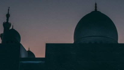 Malam Ini Ganjil, Dianjurkan Itikaf  dan Kejar Lailatul Qadar