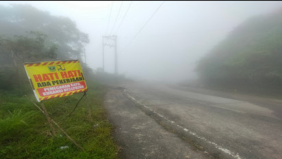 Polisi Berlakukan Sistem One Way di Ruas Jalan Padang-Bukittinggi pada Arus Mudik Idul Fitri 1444 H