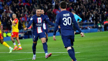 Duet Messi-Mbappe Semakin Menakutkan, Bantu PSG Menang Atas Lens