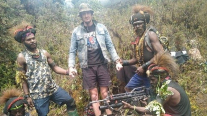 TNI Ungkap Kesulitan-kesulitan Evakuasi Pilot Susi Air yang Disandera KKB