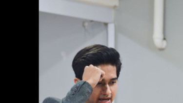 Dorong Penguasaan Public Speaking Anak Muda Indonesia, Ini yang Dilakukan Teuku Daffa