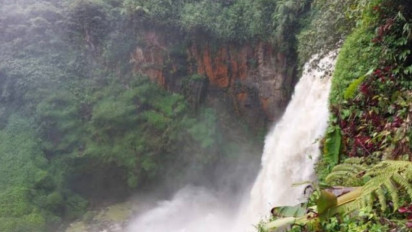 Air Terjun Telun Berasap Objek Wisata Keluarga Saat Libur Idul Fitri