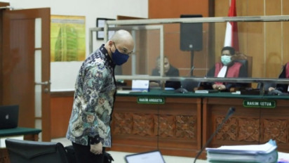 Jelang Sidang Replik Teddy Minahasa, Pengamat sebut Berindikasi Perang Bintang: Polri Perlu Dalami Pledoinya