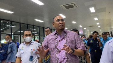 DPR Minta Stasiun Kereta Api Jarak Jauh Tetap di Stasiun Gambir, Bukan Manggarai