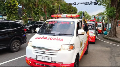 Siaga Laka Mudik, Relawan DSD-SDS Jawa Timur Sosialisasi Ambulans Gratis selama Lebaran 2023