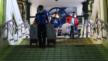 Stasiun Gambir Mulai Dipadati Penumpang Mudik Lebaran