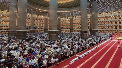 Penjelasan Ustaz Khalid Basalamah Tentang Tata Cara Shalat Idul Fitri