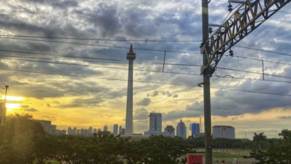 Sedia Payung, Jakarta Berpotensi Hujan Siang Nanti