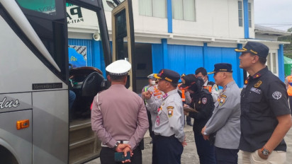 Petugas Gabungan Cek Kelayakan Bus di Terminal Bawen, 3 Bus Dapat Catatan Merah