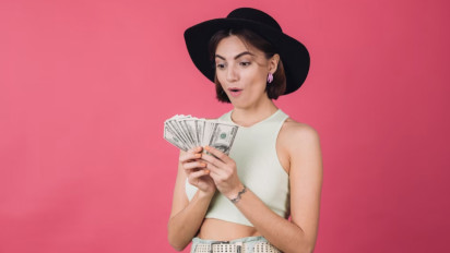 Wah, Ada Suntikan Dana Besar untuk Bisnis, Ini Ramalan Zodiak Keuangan Kamis, 20 April 2023 Untuk Cancer, Leo, Virgo, Libra