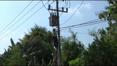 Cegah Kecelakaan dan Aksi Kejahatan, Dishub Magetan Perbaiki dan Tambah Lampu PJU di Jalur Mudik