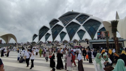 Lebaran 2023 : Catat! Pemprov Jabar Pusatkan Shalat Iedul Fitri di Masjid Raya Al Jabbar