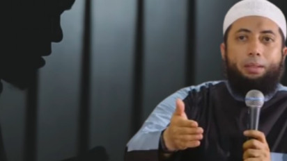 Malam Ganjil Terakhir di Bulan Ramadhan, Ustaz Khalid Basalamah: Jangan Kau Rusak Ibadahmu dengan Baju Lebaran!